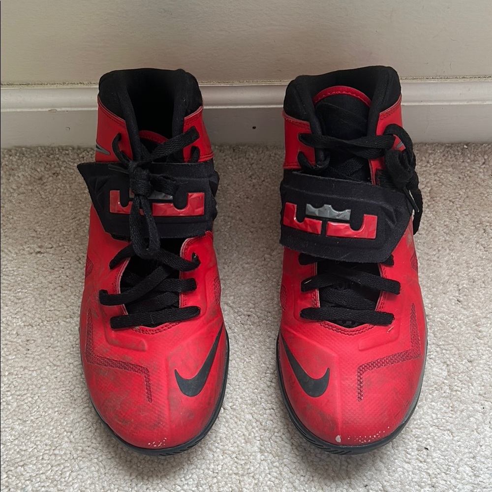 Zoom LeBron Soldier 7